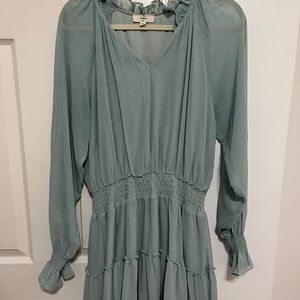 Long sleeve ENTRO dress.